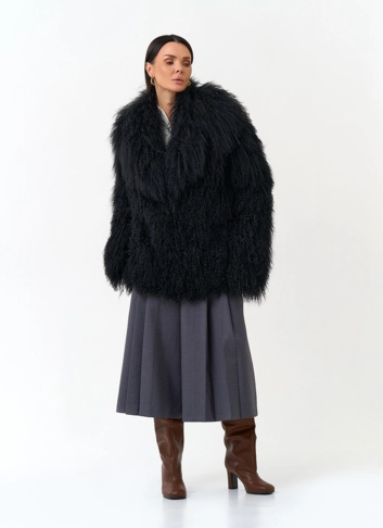 Женская шуба из меха ламы фото