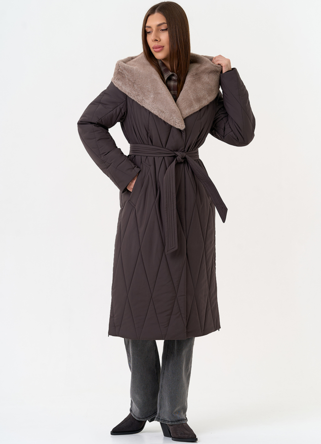 фото Женское пальто с капюшоном из эко меха модель № 31607