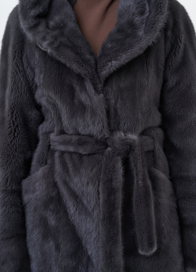 Короткая норковая шуба с капюшоном модель № 29522 универмаг малина