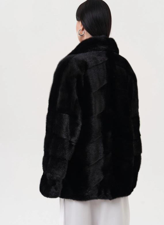 Укороченная шуба из меха норки