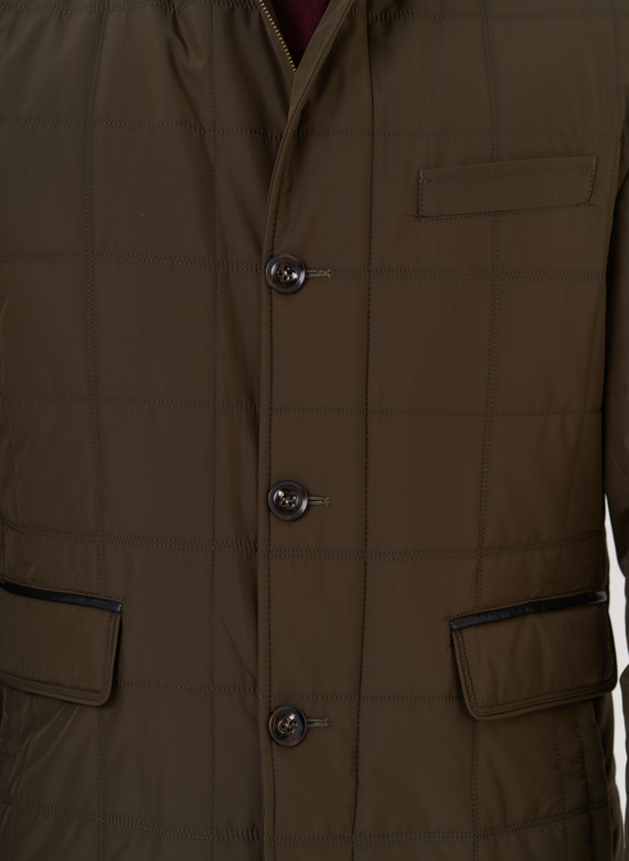 Мужская стеганая куртка цвета хаки