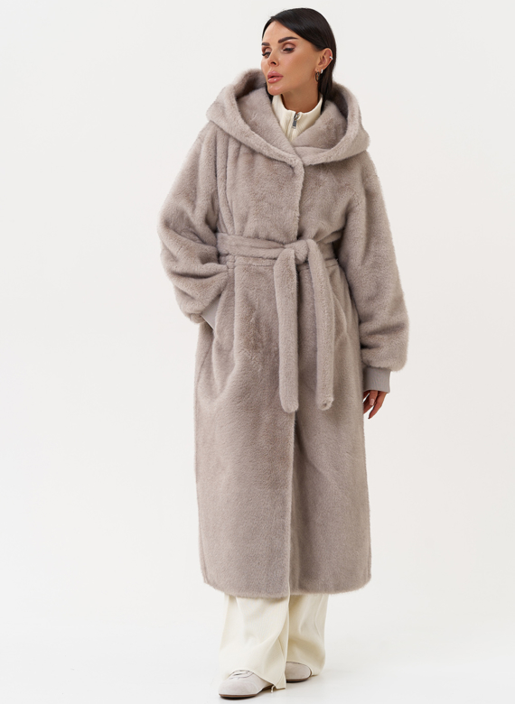 Женская шуба из эко меха с капюшоном