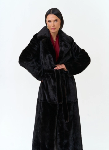 Женская шуба из меха норки с английским воротником фото