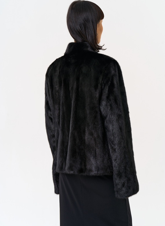 Укороченная шуба из меха норки 
