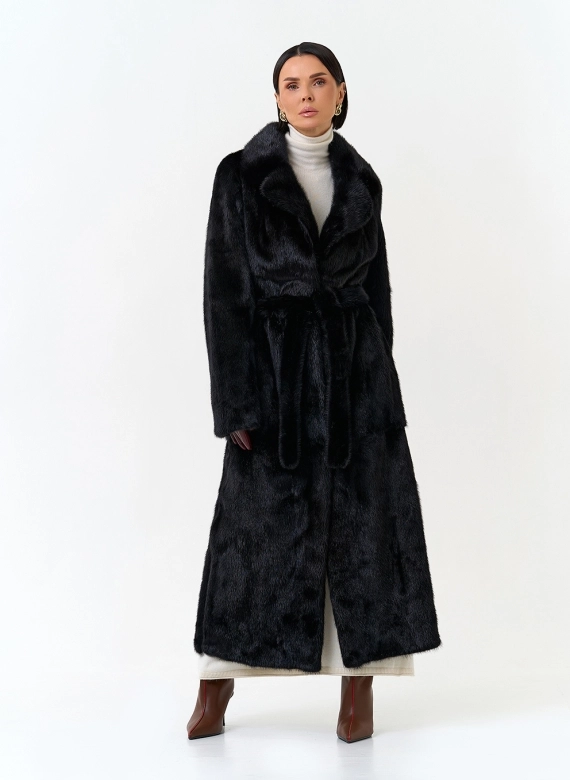 Удлиненная шуба из меха норки фото